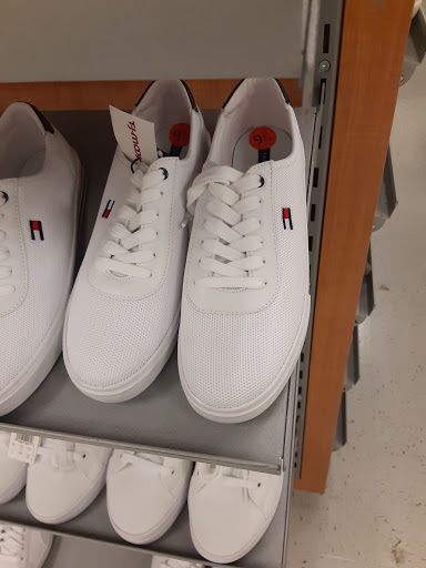 Department Store «T.J. Maxx», reviews and photos, 3405 Pemberton Square Blvd, Vicksburg, MS 39180, USA