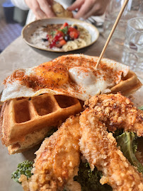 Chicken and Waffles du Restaurant Immersion République - Everyday brunch | Lunch | Coffeeshop à Paris - n°16