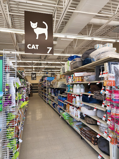 Pet Supply Store «Pet Supplies Plus», reviews and photos, 29402 Woodward Ave, Royal Oak, MI 48073, USA