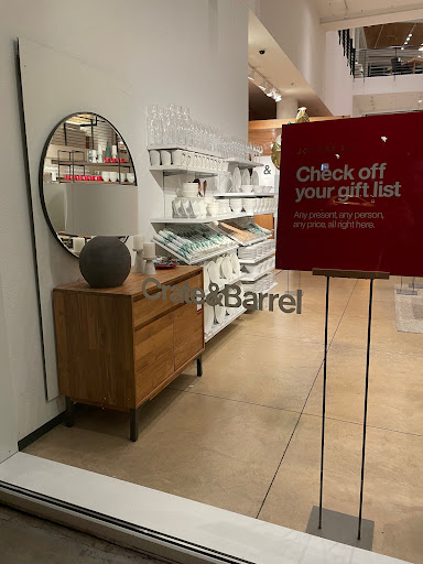 Furniture Store «Crate and Barrel», reviews and photos, 3104 Knox St, Dallas, TX 75205, USA