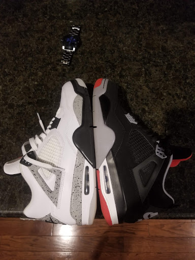 Clothing Store «Nike Factory Store», reviews and photos, 1475 N Burkhart Rd Suite C-200, Howell, MI 48855, USA