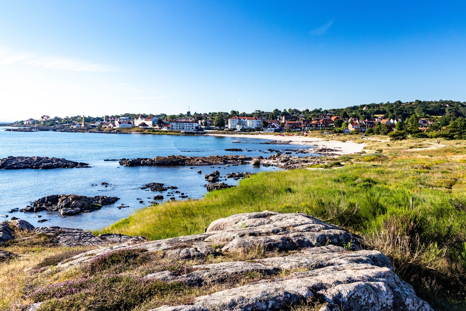 Foto di Sandvig Strand Bornholm e l'insediamento