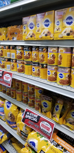 Pet Supply Store «Petland Discounts - Greenpoint», reviews and photos, 846 Manhattan Ave, Brooklyn, NY 11222, USA