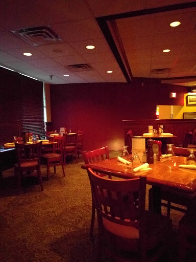 American Restaurant «Club Car», reviews and photos, 13435 University Ave #200, Clive, IA 50325, USA