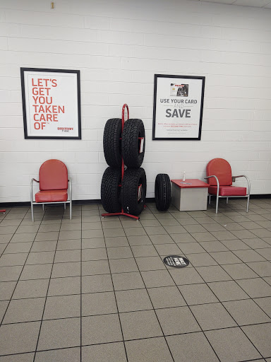 Tire Shop «Discount Tire Store - Ocala, FL», reviews and photos, 2701 SW College Rd #800, Ocala, FL 34474, USA
