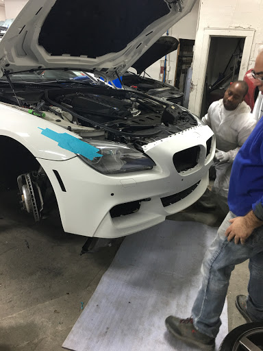 Auto Body Shop «Pro Body Shop», reviews and photos, 144-24 Hillside Avenue, Jamaica, NY 11435, USA