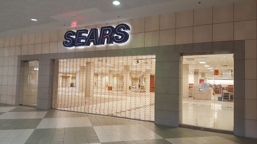 Shopping Mall «College Mall», reviews and photos, 2894 E 3rd St, Bloomington, IN 47401, USA