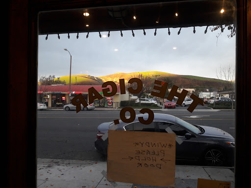 Liquor Store «Old Oaks Liquor», reviews and photos, 3006 Thousand Oaks Blvd, Thousand Oaks, CA 91362, USA