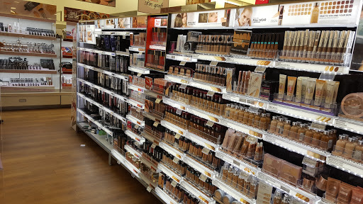 Hair Salon «Ulta Beauty», reviews and photos, 24235 Magic Mountain Pkwy, Valencia, CA 91355, USA