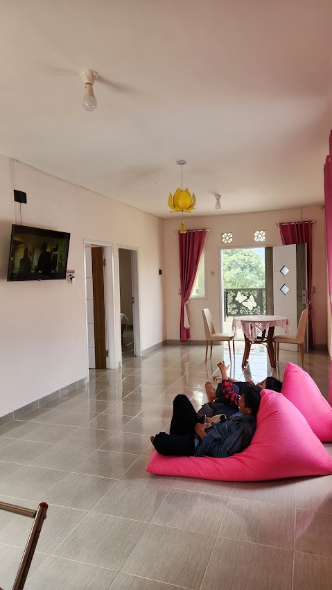 Dhm Villa (de Honey Monny) - Bumiaji