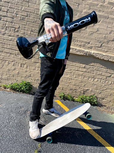 Tobacco Shop «Smoke Shop Guys», reviews and photos, 4843 Dempster St, Skokie, IL 60077, USA