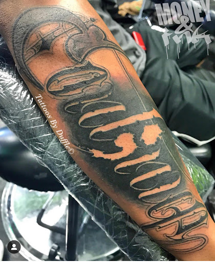 Tattoo Shop «Money and Ink Tattoo», reviews and photos, Money and Ink Tattoo, 5927 Old York Rd, Philadelphia, PA 19141, USA