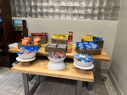 Hotel «Embassy Suites by Hilton Brunswick», reviews and photos, 500 Mall Blvd, Brunswick, GA 31525, USA