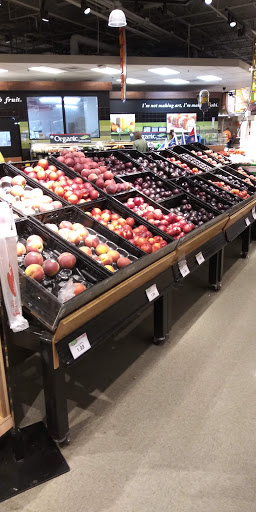 Grocery Store «Strack & VanTil Food Market», reviews and photos, 2168 W US Hwy 30, Valparaiso, IN 46385, USA