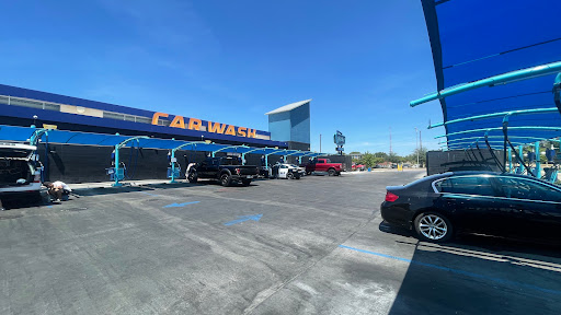 Hello! Deluxe Car Wash en Dallas