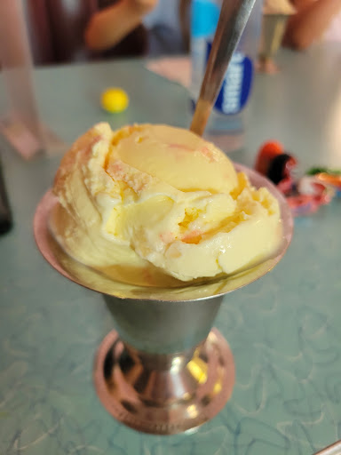 Ice Cream Shop «Old Town Slidell Soda Shop», reviews and photos, 301 Cousin St, Slidell, LA 70458, USA