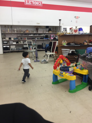 Thrift Store «Park Avenue Thrift», reviews and photos, 1977 S Cobb Dr, Marietta, GA 30060, USA