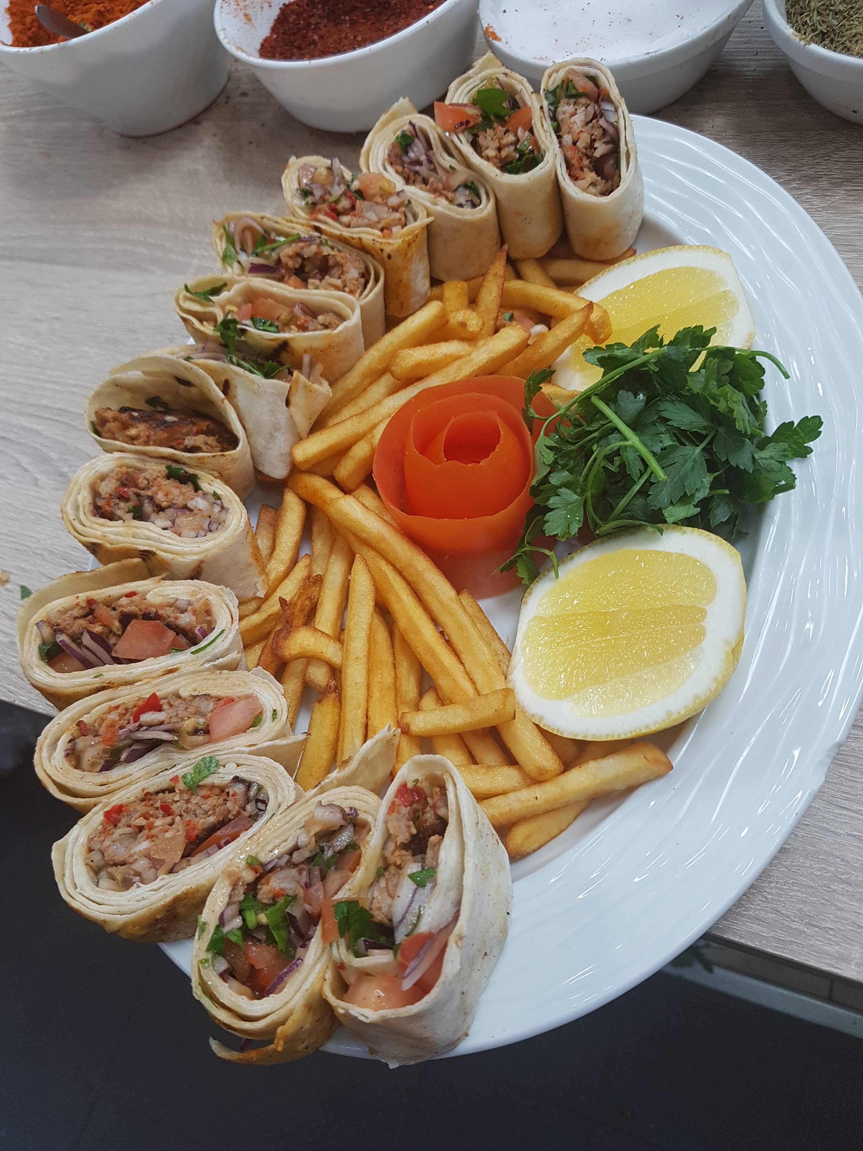 Urfam Döner & Pizza