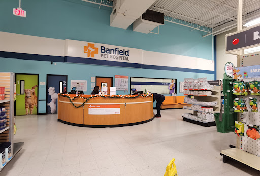 Pet Supply Store «PetSmart», reviews and photos, 1550 Butterfield Rd, Downers Grove, IL 60515, USA