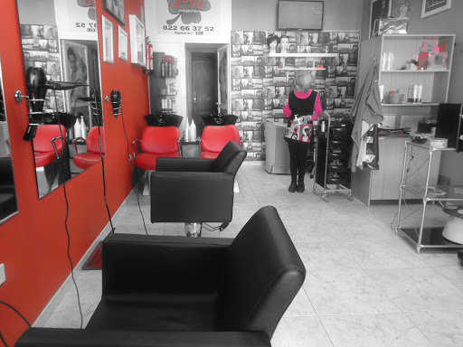 Azar Peluqueros and Beauty Place en Tacoronte, Santa Cruz de Tenerife