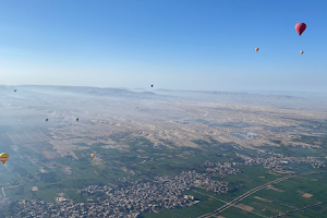 Hot air balloon Luxor Take Off Site image