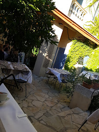 Atmosphère du Restaurant Les Jardins de l'Orangeraie à Roquebrune-sur-Argens - n°11