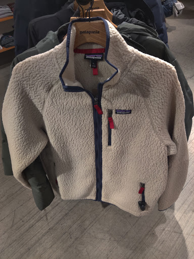 Clothing Store «Patagonia Santa Monica», reviews and photos, 1344 4th St, Santa Monica, CA 90405, USA