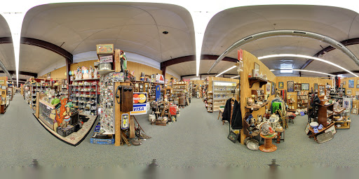 Antique Store «Cackleberry Farm Antique Mall», reviews and photos, 3371 Lincoln Hwy, Paradise, PA 17562, USA