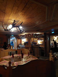 Atmosphère du Restaurant français Le Refuge de Florimont à Gex - n°19