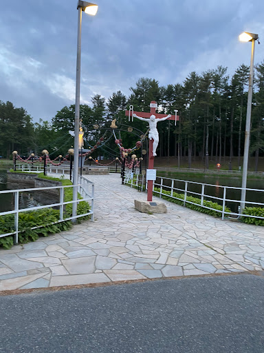 Park «Balfour Riverwalk Park», reviews and photos, 74 N Main St, Attleboro, MA 02703, USA