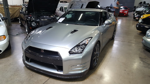 Car Dealer «R&H Motorcars», reviews and photos, 6441 Davis Industrial Pkwy, Solon, OH 44139, USA