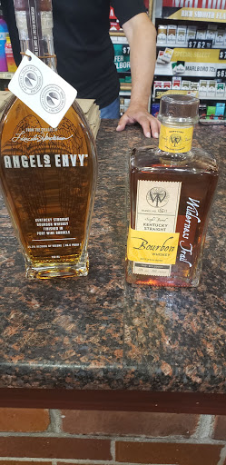 Liquor Store «Wine Palace», reviews and photos, 13971 Middlebelt Rd, Livonia, MI 48154, USA