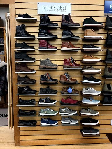 Shoe Store «Nokomis Shoe Shop», reviews and photos, 4950 S 34th Ave, Minneapolis, MN 55417, USA