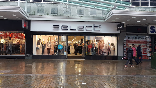 Select Fashion