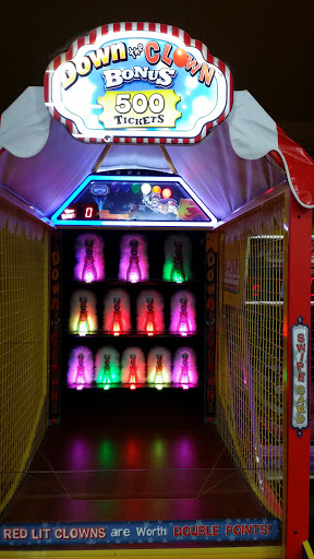 Amusement Center «Dizzy Family Fun Center», reviews and photos, 455 Weaver Park Rd #100, Longmont, CO 80501, USA