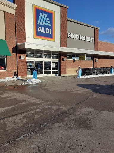 Grocery Store «ALDI», reviews and photos, 1128 S Main St, Englewood, OH 45322, USA