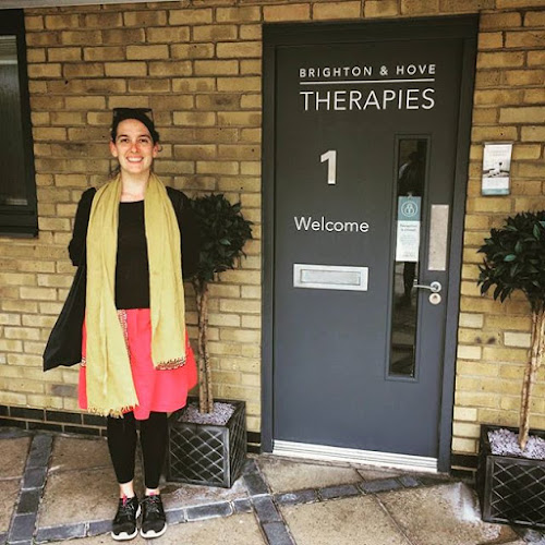 Jessica Bayliss Massage Therapy & Pain Management Support - Brighton, UK - Massage therapist