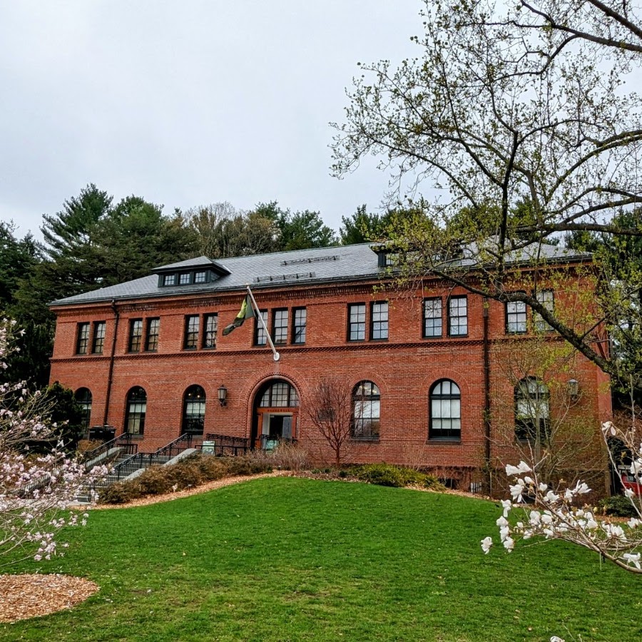 Hunnewell Visitor Center