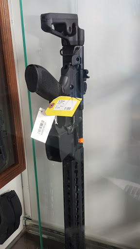 Pawn Shop «University Gun & Pawn Shop», reviews and photos, 2012 E Fletcher Ave, Tampa, FL 33612, USA