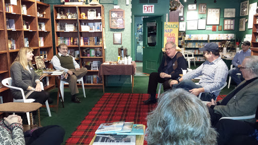 Book Store «Centuries & Sleuths Bookstore», reviews and photos, 7419 Madison St, Forest Park, IL 60130, USA