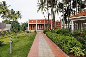 Celebrity Resort - Near Isha Yoga - Coimbatore image