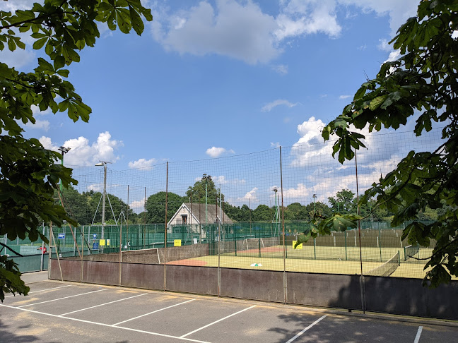 Reviews of Rocks Lane Multi Sports Centre in London - Sports Complex