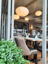 Atmosphère du Restaurant français L'Encas à Cabourg - n°4