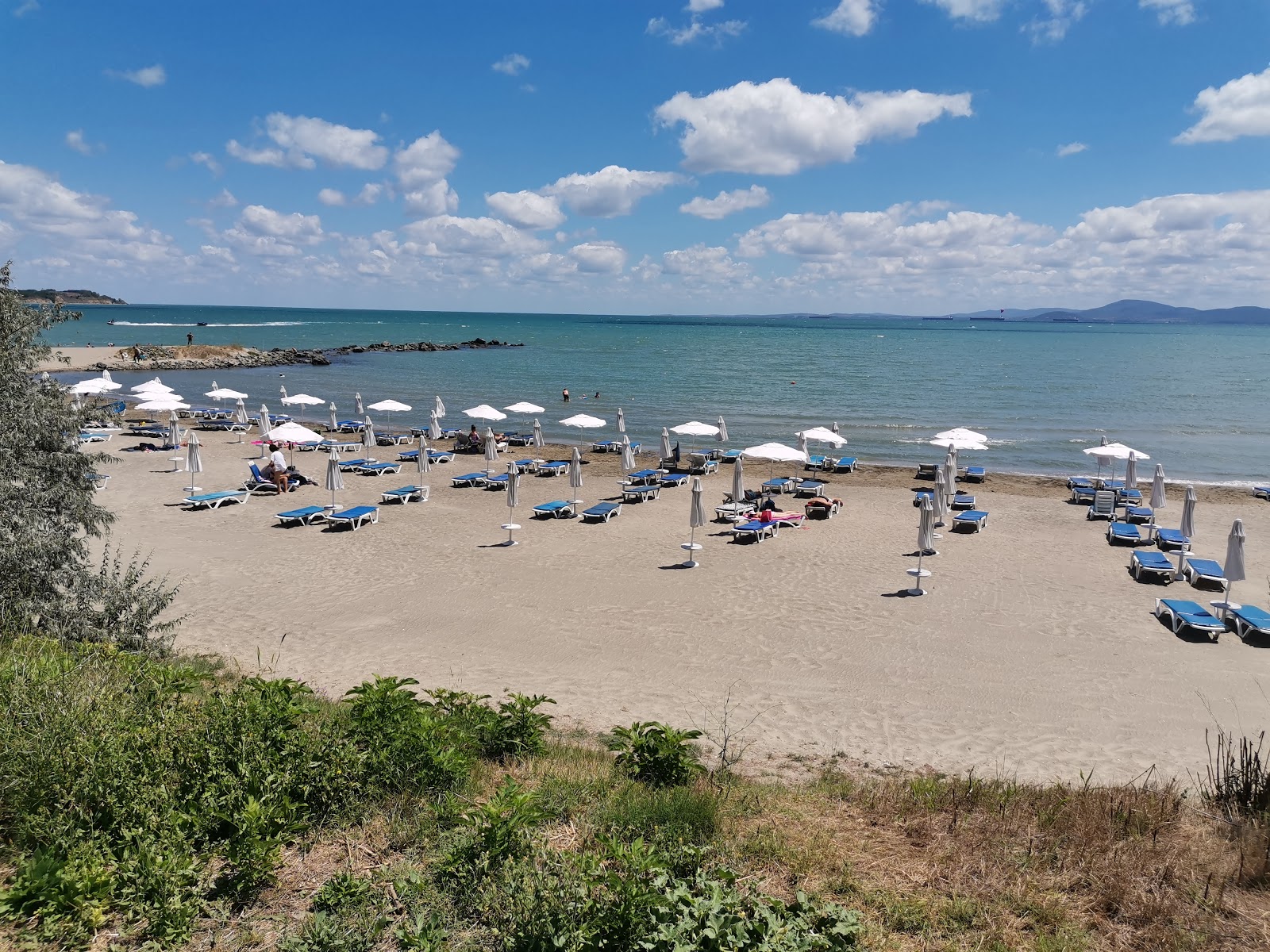 Foto van Sarafovo beach met middle bays