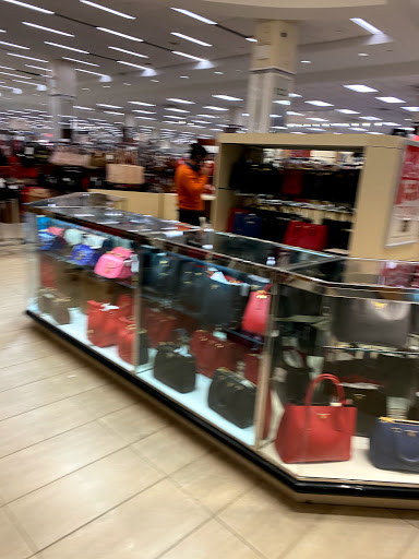 Department Store «Century 21 Department Store», reviews and photos, 61-35 Junction Blvd, Rego Park, NY 11374, USA