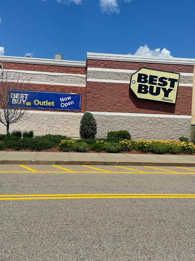 Electronics Store «Best Buy», reviews and photos, 200 Westgate Dr, Brockton, MA 02301, USA