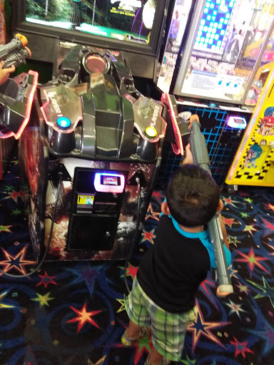 Bowling Alley «Gainesville Bowling Center», reviews and photos, 2317 Browns Bridge Rd, Gainesville, GA 30504, USA