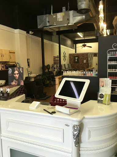 Hair Salon «Studio 207 Aveda Salon and Spa», reviews and photos, 210 N 2nd St b, Fort Pierce, FL 34950, USA