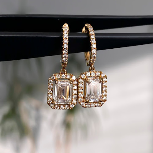 Reviews of Quality Diamonds in Milton Keynes - Jewelry