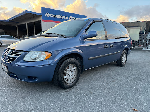 Maaco Auto Body Shop & Painting image
